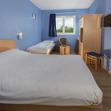 호텔-레스토랑 스탄딘 Foetz