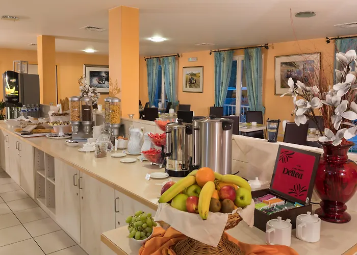 Hotell Hotel-restaurant Stand'inn 3*