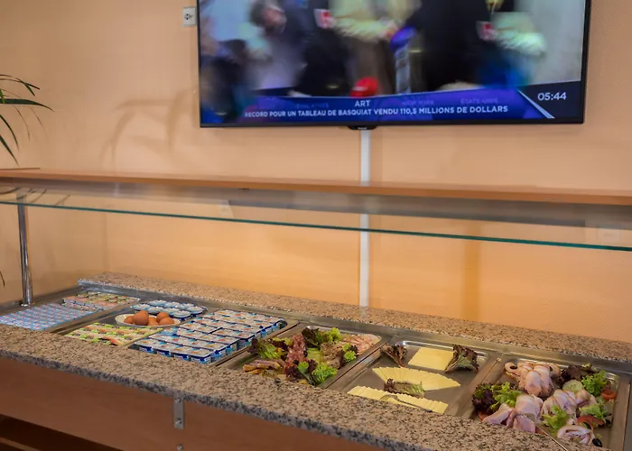 Hotel-restaurant Stand'inn Hotell Foetz