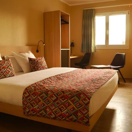 Hotel-restaurant Stand'inn Hotell 3*