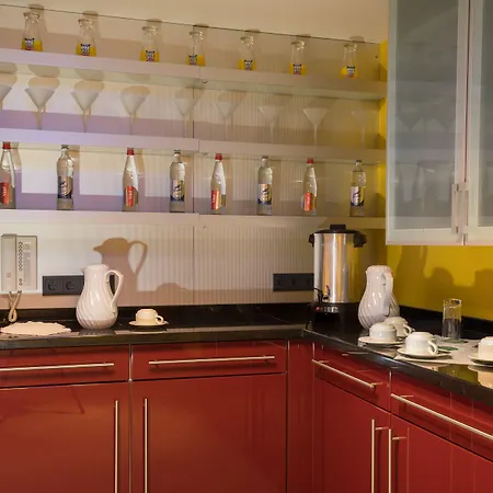 Hotel-restaurant Stand'inn Hotell 3*