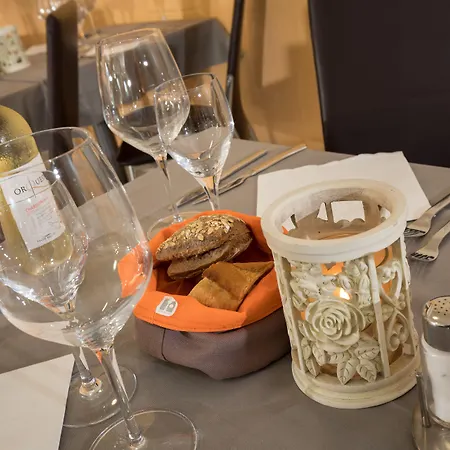 ホテル-レストラン スタンディン ホテル