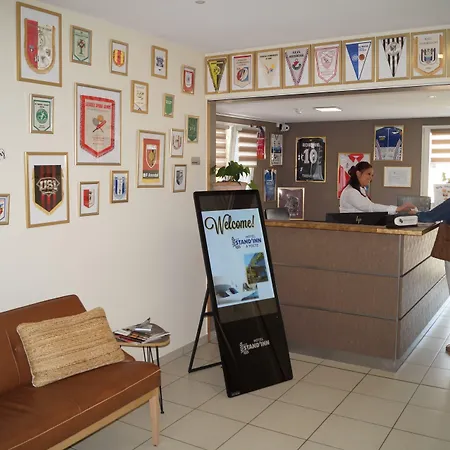 ホテル-レストラン スタンディン 3* フォエッツ