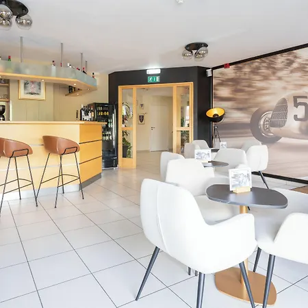 Hotel-restaurant Stand'inn Hotel Foetz