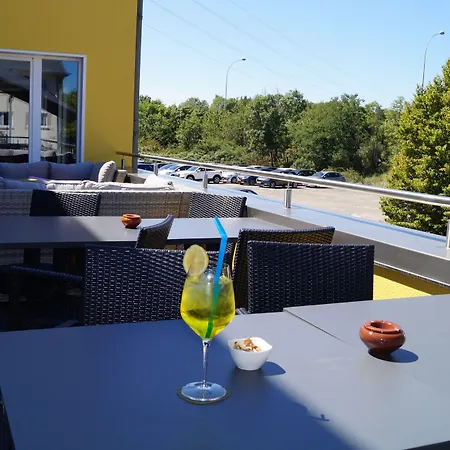 Hotell Hotel-restaurant Stand'inn Foetz