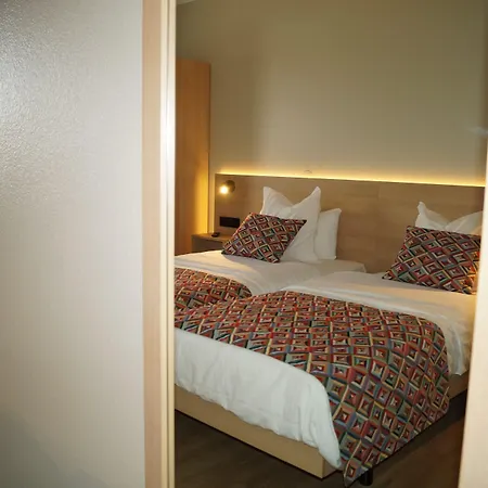 ホテル-レストラン スタンディン ホテル